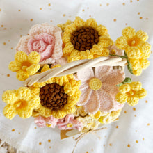 Load image into Gallery viewer, Flower Basket Yellow