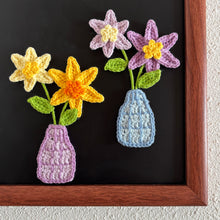 Load image into Gallery viewer, Flat Lily Vase Crochet Pattern