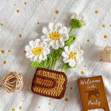 Load image into Gallery viewer, Flat Daisy Vase Crochet Pattern