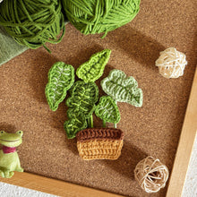 Load image into Gallery viewer, Flat Monstera Pot Crochet Pattern