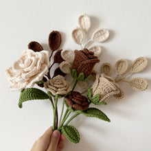 Load image into Gallery viewer, Rose Flower Bouquet Crochet Patterns