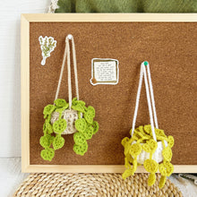 Load image into Gallery viewer, Tiny Pothos Monstera Crochet Pattern