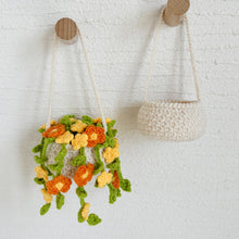 Load image into Gallery viewer, String of Daisies Crochet Pattern