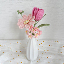 Load image into Gallery viewer, Crochet Flowers Pink