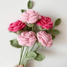 Load image into Gallery viewer, Crochet Roses