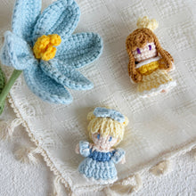 Load image into Gallery viewer, Three Little Princesses Crochet Pattern