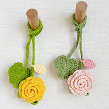 Load image into Gallery viewer, Rose & Heart Chain Crochet Pattern