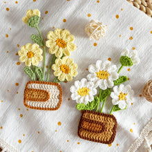 Load image into Gallery viewer, Flat Daisy Vase Crochet Pattern
