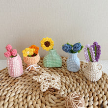 Load image into Gallery viewer, Tiny Flower Vases Crochet Pattern
