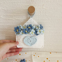 Load image into Gallery viewer, Daisy Envelope Crochet Pattern
