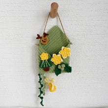 Load image into Gallery viewer, Christmas Envelope Crochet Pattern
