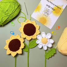 Load image into Gallery viewer, Sunflower &amp; Daisy Flower Crochet Kit
